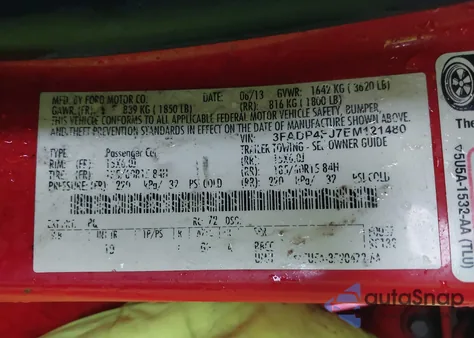 2014 Ford Fiesta Se z USA, uszkodzony, nr VIN 3FADP4EJ7EM121480